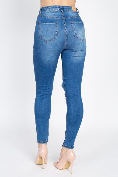 Ava Medium Distressed Jeans