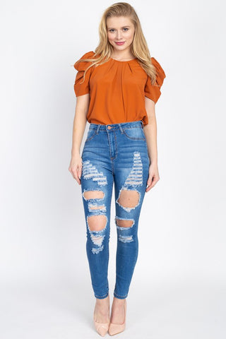 Ava Medium Distressed Jeans